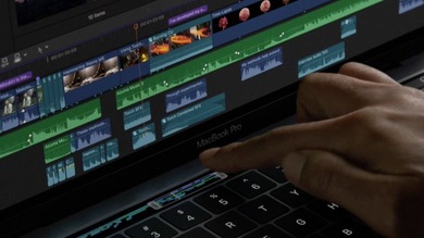 MacBook Pro 2016 : on a pu tester (rapidement) la Touch Bar ! Nos impressions