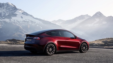 Vous achetez une Tesla ? Comment gagner des charges gratuites et des goodies via le parrainage