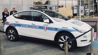 Insolite : quelle police municipale française a bien pu s'offrir des Tesla ?