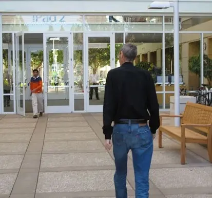 Insolite : Steve Jobs refusait de porter un badge dans les locaux d'Apple