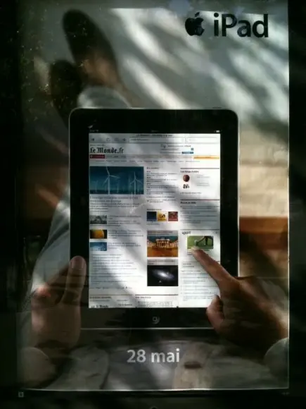 Les pub iPad sur les murs de la capitale [MAJ et ailleurs]