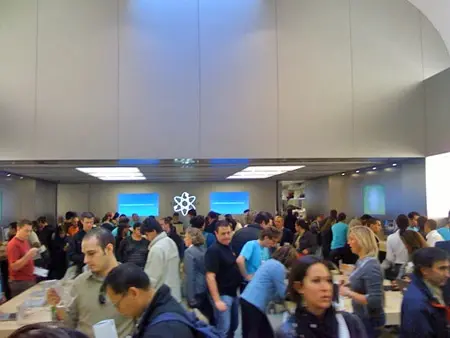 AppleStore de Genève : c'est le rush !