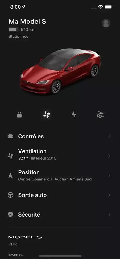 Tesla : des utilisateurs bloqués à cause d'une panne de l'app iPhone