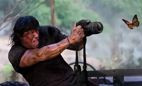 Insolite : quand les perches à selfie envahissent le cinéma (photos)