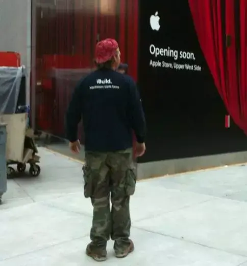 iBuild, les Tee shirt de construction des Apple Store