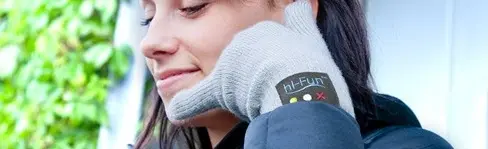 Hi-Call, les gants bluetooth pour répondre au téléphone, et avoir l'air idiot