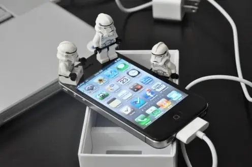 Quand Star wars déballe l'iPhone 4