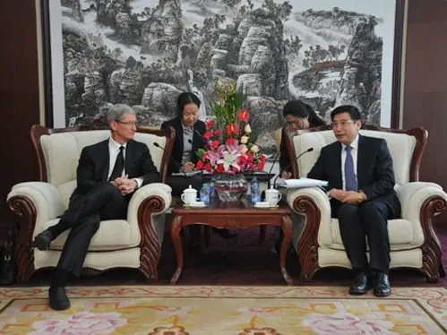 Tim Cook en balade mystère en Chine