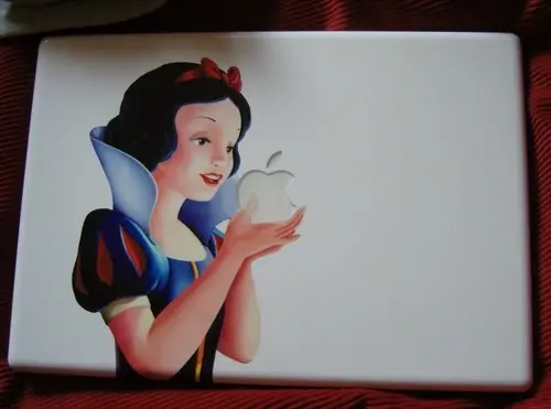 blanche neige et la pomme