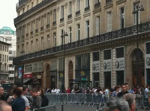 L'Apple Store Opera comme si vous y étiez