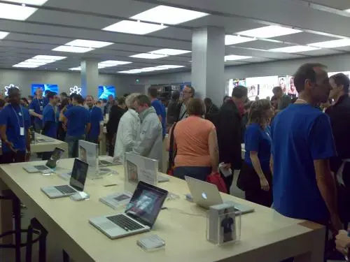 AppleStore : petit tour à Vélizy 2