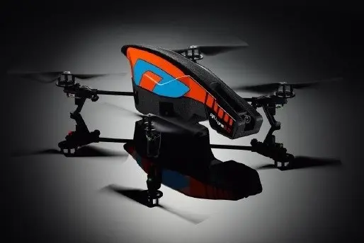 L'A.R. Drone 2 embarque une caméra HD 720p