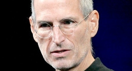 Steve Jobs démissionne de ses fonctions de PDG d'Apple