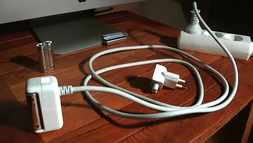 Mac4Ever teste le chargeur de piles Apple