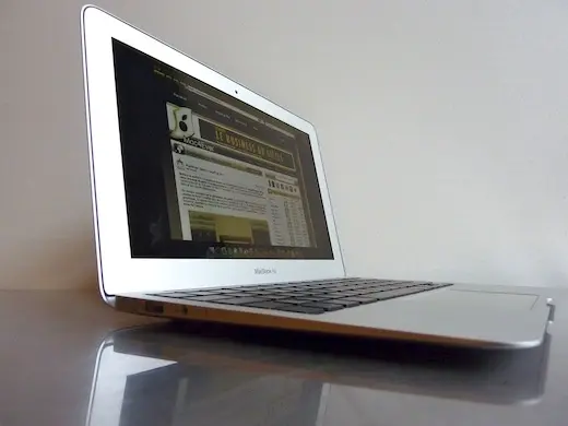 Le MacBook  Air 11" au banc d'essai