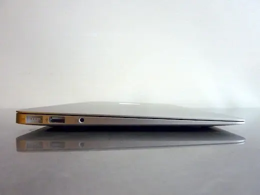 Le MacBook  Air 11" au banc d'essai