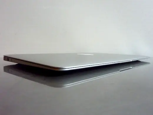 Le MacBook  Air 11" au banc d'essai