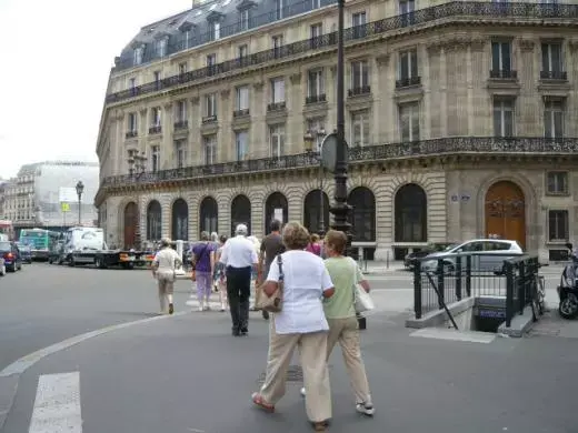 Les AppleStores parisiens avancent bien