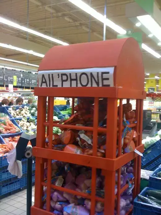 Carrefour expose son ailPhone