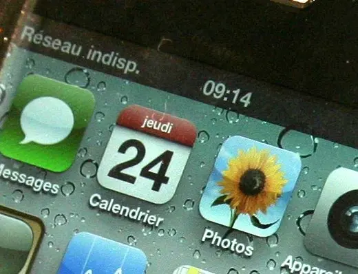 iPhone 4 : détails et écran en photos