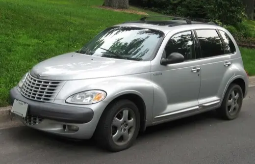 Écrabouillé par un Chrysler PT Cruiser, l'iPad bouge toujours !