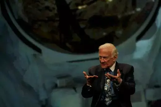 WWDC'11 : une dernière galerie de photos (Buzz Aldrin inside !)