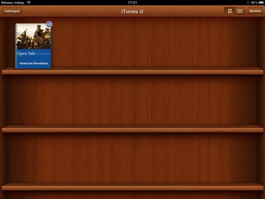 iTunes U app et iBooks 2 disponibles également disponibles