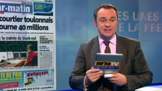 BFM met l'iPad en plateau