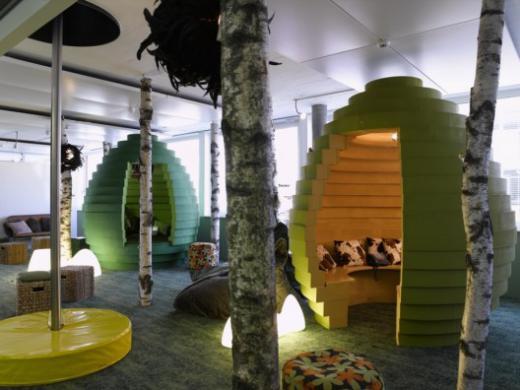 Google et Apple, la bataille des architectes
