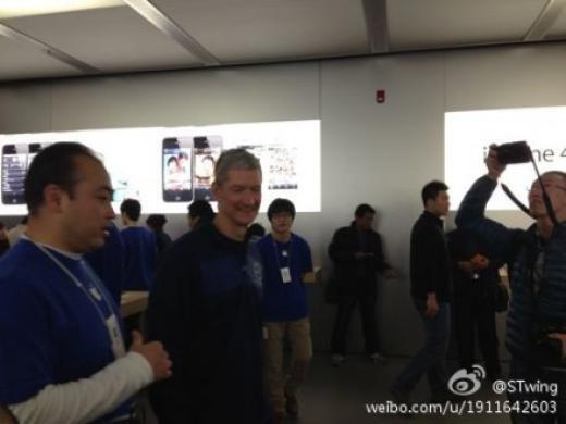 Tim Cook en visite à Pekin, prépare le lancement du nouvel iPhone ?