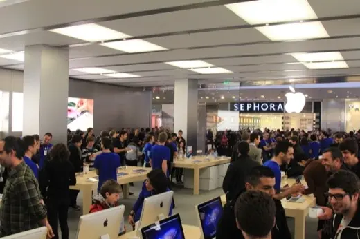 L'Apple Store Lyon Confluence ouvre ses portes