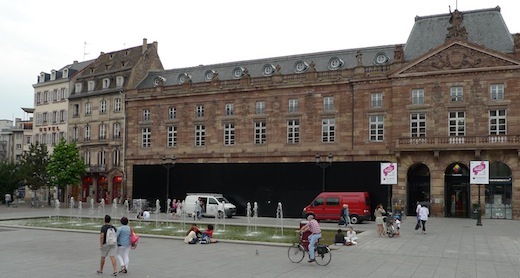 Apple Store de Strasbourg : l'Aubette s'habille de noir