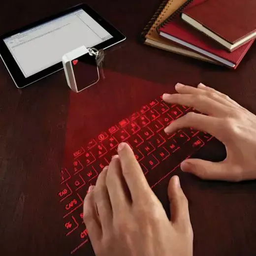 Brookstone propose un clavier virtuel projeté par un rayon laser