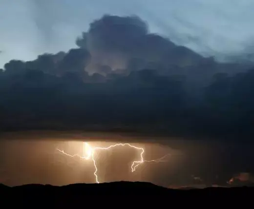 Insolite : la météo causerait des interférences avec le "Cloud"