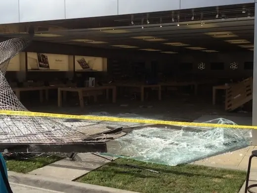 Un Apple Store californien dévalisé à la voiture bélier