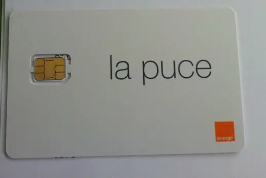 Les pemi&egrave;res nano-SIM Orange re&ccedil;ues ce matin