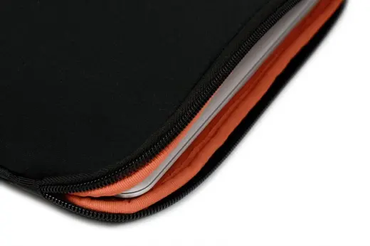 LArobe protection Macbook Air : du bel ouvrage 