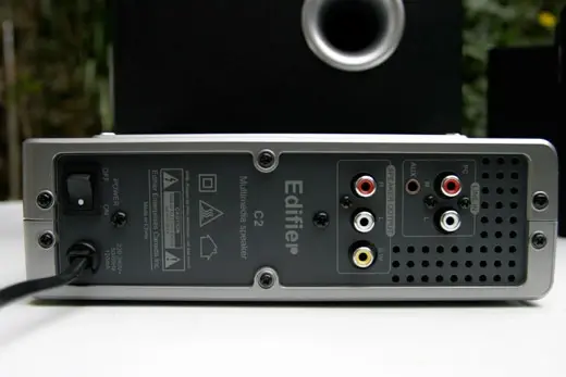 Edifier C2 : ensemble audio 2:1 qui ne sature pas