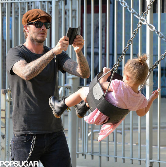 People : David Beckham et une brochette d'iPhone à la Fashion Week de NYC