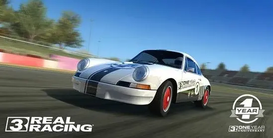 Une Porsche Carrera offerte pour l'anniversaire de Real Racing 3