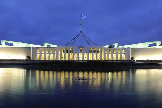 L'Australie, 1er pays à interdire les réseaux sociaux aux ados !