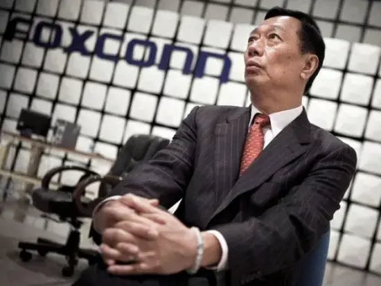 Quand le PDG de Foxconn avoue faire du lobbying anti-Samsung