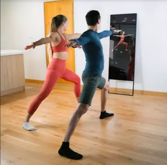 Un miroir connecté français (à 1500€) pour faire du sport à la maison chez Union