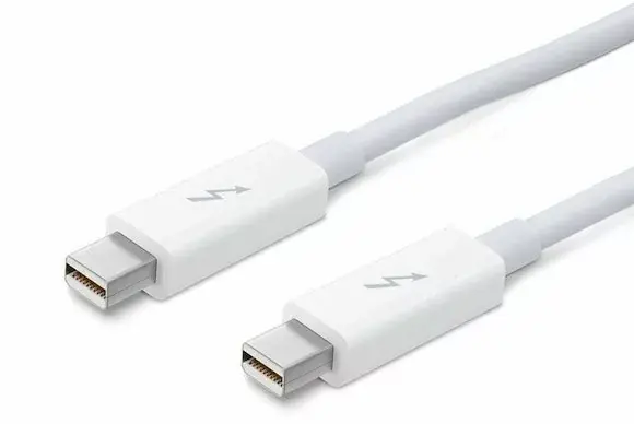 Après avoir été encensé, l'USB C est sous le feu des critiques. Mais pourquoi ?