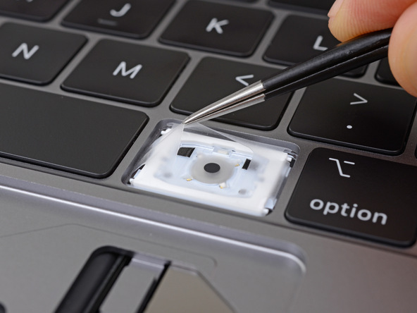 Illustration : Les MacBook Pro 2016/2017 ne pourront pas profiter du clavier des modèles 2018