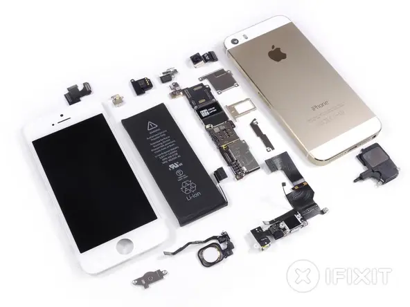 GeekPrOn : l'iPhone 5s, mis tout nu, et en français