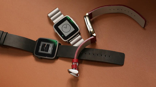 Pebble Time : un meilleur suivi des activités et des réponses personnalisées aux messages