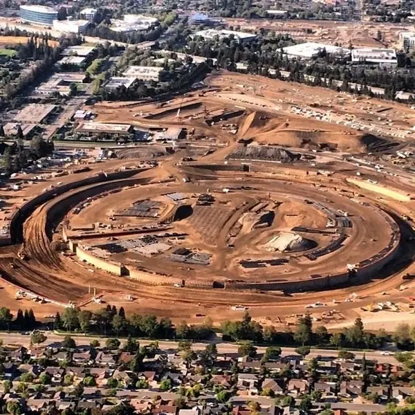 Apple Campus 2 : les murs s'élèvent