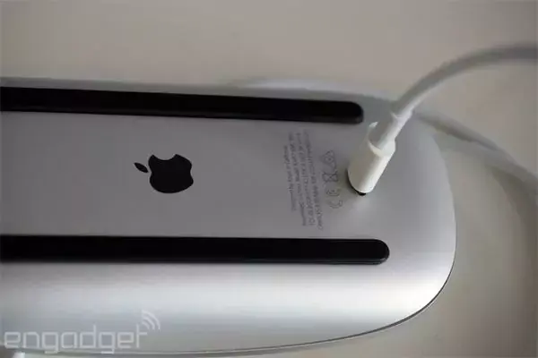 Premiers tests des Magic Keyboard, Magic Mouse 2 et Magic TrackPad 2 : plus légers, plus chers