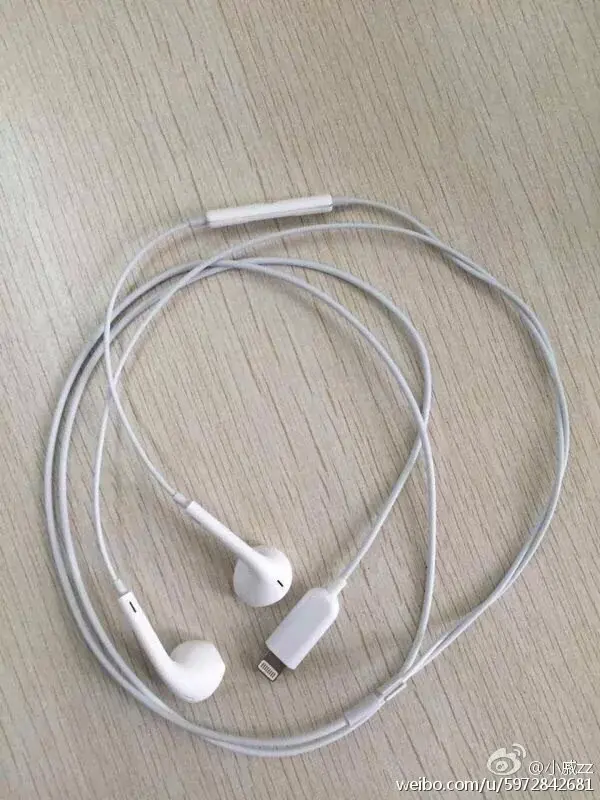 De nouvelles photos des EarPods Lightning de l'iPhone 7 ?